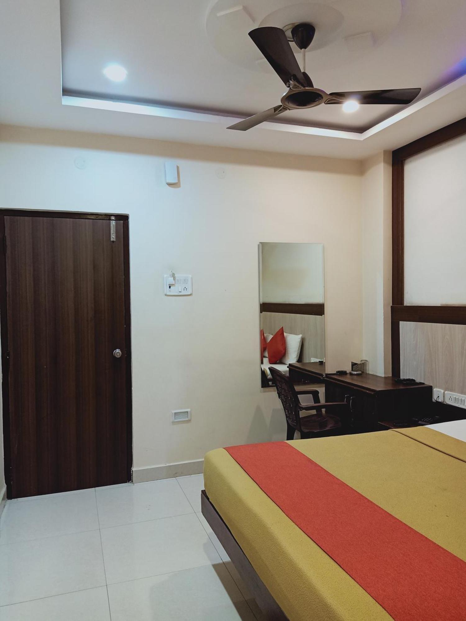 Hotel Neem Tree Hyderabad Airport Samsabad Kültér fotó