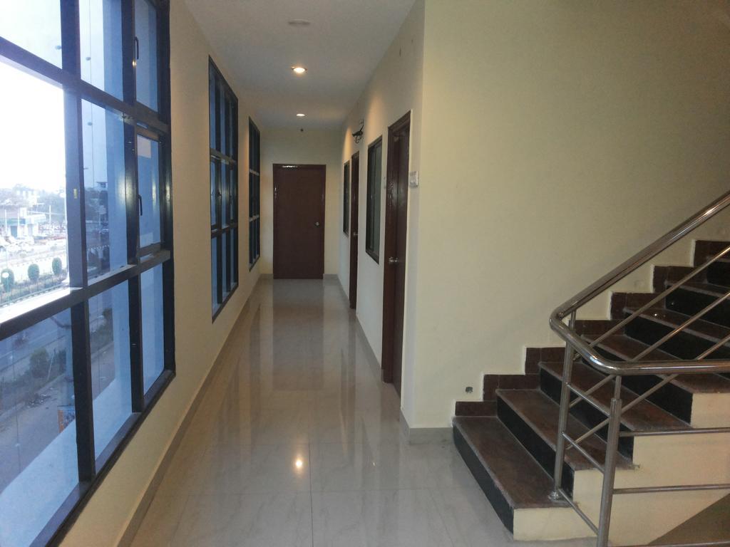 Hotel Neem Tree Hyderabad Airport Samsabad Kültér fotó